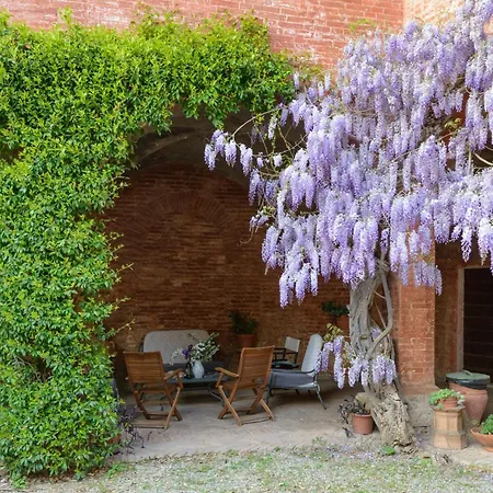Vila Al Glicine Di Sant'abondio Siena