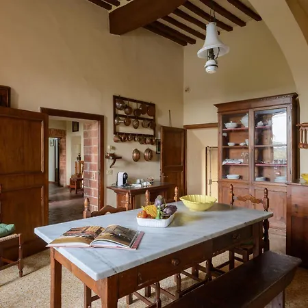 Al Glicine Di Sant'abondio سيينا