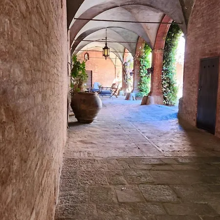 Al Glicine Di Sant'abondio Vila Siena