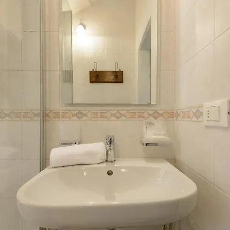 Al Glicine Di Sant'abondio *