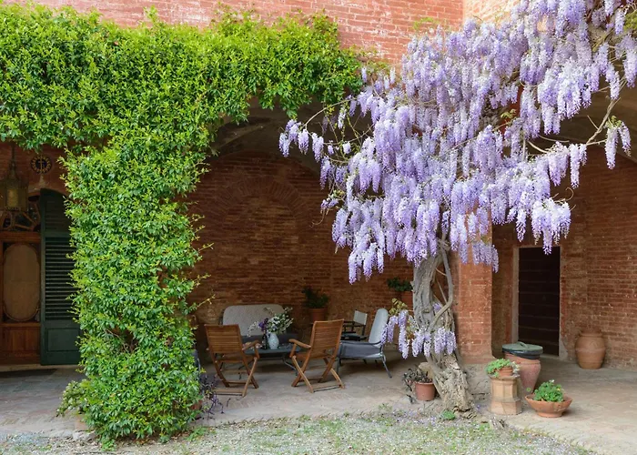 Vila Al Glicine Di Sant'abondio Siena